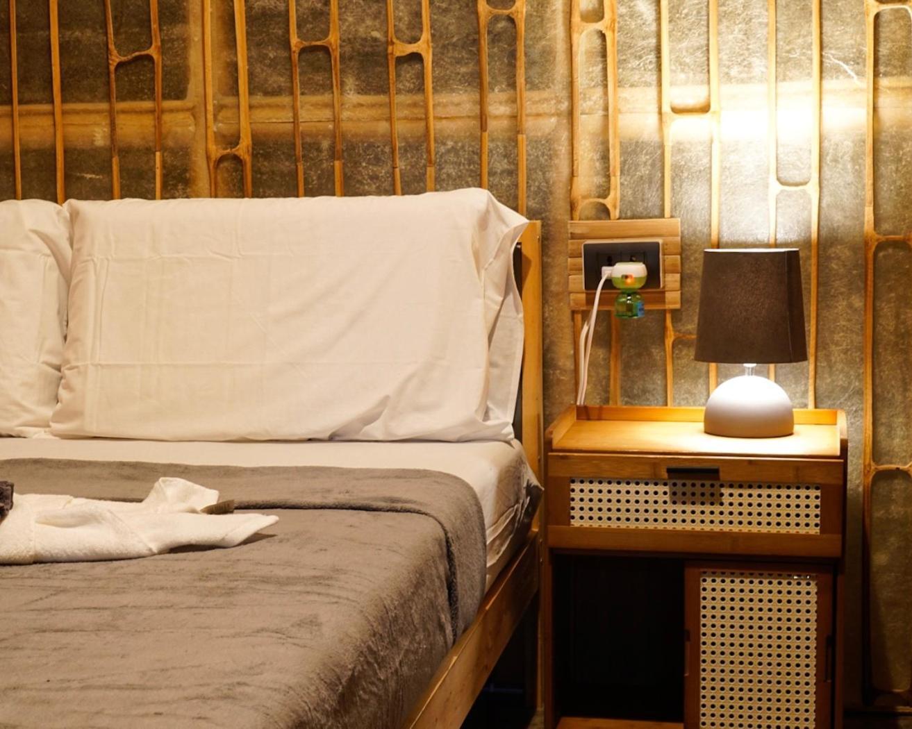 The Backyard Inn Моалбоал Екстериор снимка